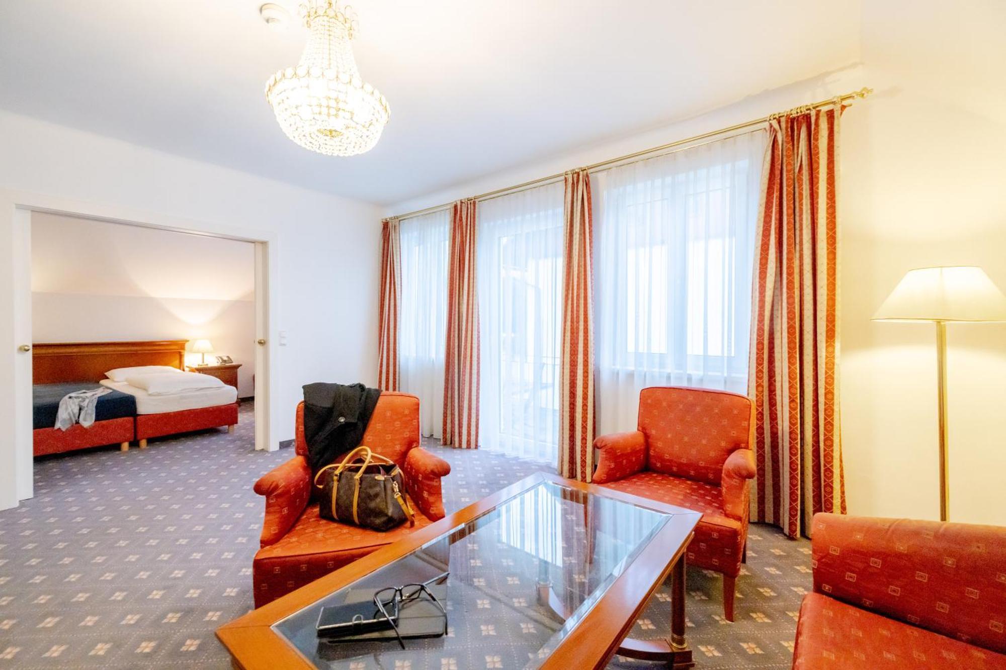 Parkhotel Styria Штайр Экстерьер фото